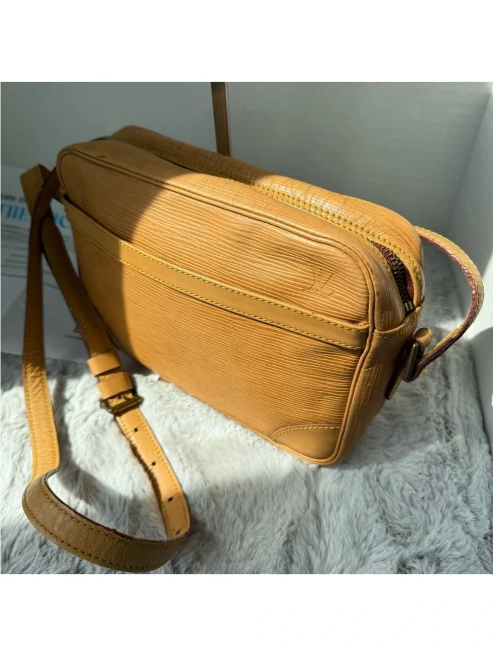 Louis Vuitton Brown Epi Leather Messenger Crossbody
